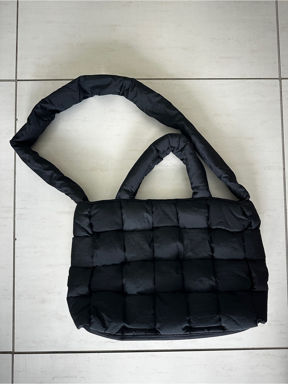 Athleta Puff Tote